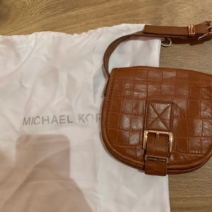 Michael Kors Crossbody